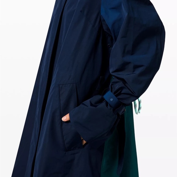 Roksanda x Lululemon trench coat - limited edition - Picture 8 of 8
